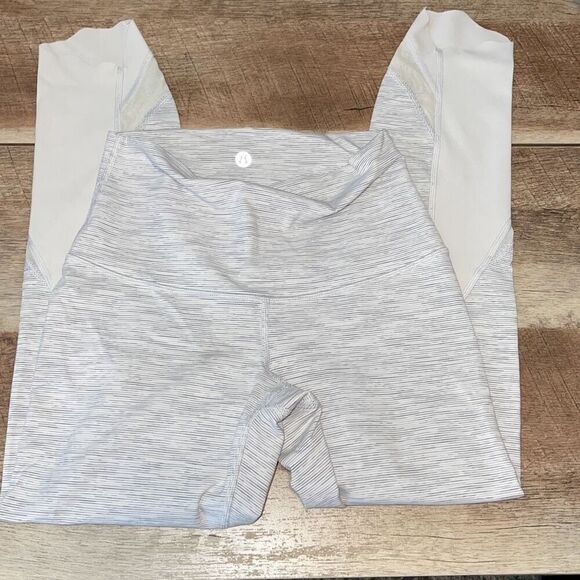 Lululemon Wunder Under Crop II Roll Down Scallop Gray Special Edition Size 2 Gra - Picture 5 of 10